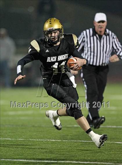 Thumbnail 2 in Silver Creek vs. Caledonia-Mumford (NYSPHSAA Class D Quarterfinal) photogallery.