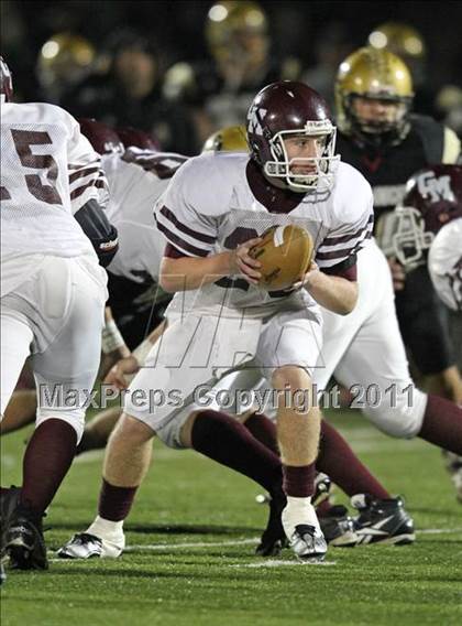 Thumbnail 2 in Silver Creek vs. Caledonia-Mumford (NYSPHSAA Class D Quarterfinal) photogallery.