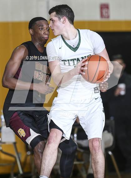 Thumbnail 1 in Holy Trinity vs Mt. Vernon (New York Holiday Invitational) photogallery.