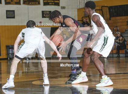 Thumbnail 3 in Holy Trinity vs Mt. Vernon (New York Holiday Invitational) photogallery.