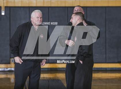 Thumbnail 3 in Holy Trinity vs Mt. Vernon (New York Holiday Invitational) photogallery.