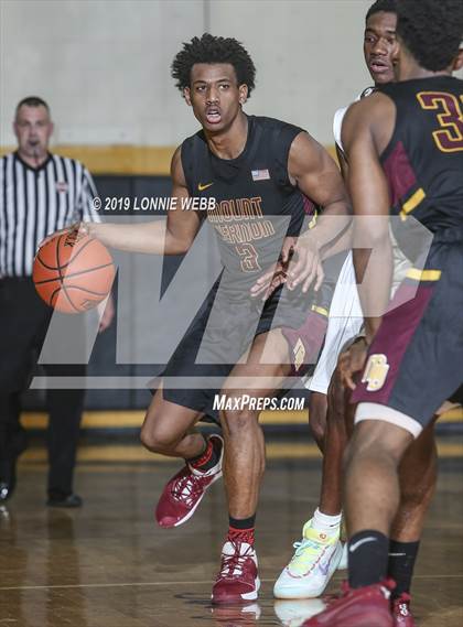 Thumbnail 1 in Holy Trinity vs Mt. Vernon (New York Holiday Invitational) photogallery.