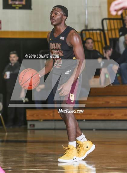 Thumbnail 1 in Holy Trinity vs Mt. Vernon (New York Holiday Invitational) photogallery.