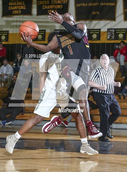 Thumbnail 1 in Holy Trinity vs Mt. Vernon (New York Holiday Invitational) photogallery.