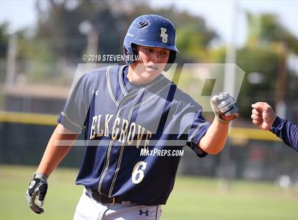 Thumbnail 3 in Elk Grove vs. Helix (69th Annual San Diego Lions Tournament) photogallery.