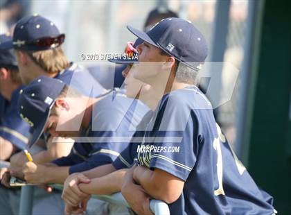 Thumbnail 2 in Elk Grove vs. Helix (69th Annual San Diego Lions Tournament) photogallery.