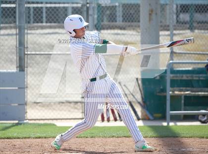Thumbnail 3 in Elk Grove vs. Helix (69th Annual San Diego Lions Tournament) photogallery.