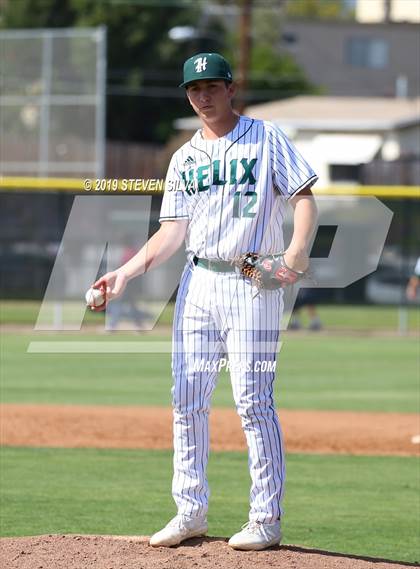 Thumbnail 1 in Elk Grove vs. Helix (69th Annual San Diego Lions Tournament) photogallery.