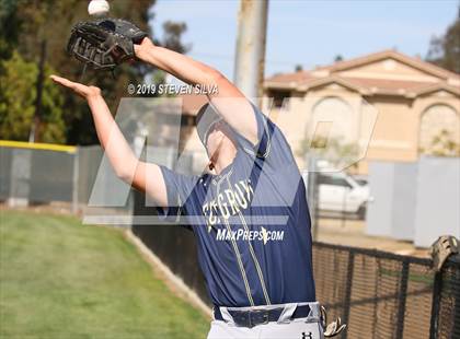 Thumbnail 2 in Elk Grove vs. Helix (69th Annual San Diego Lions Tournament) photogallery.