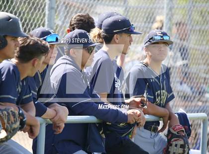 Thumbnail 3 in Elk Grove vs. Helix (69th Annual San Diego Lions Tournament) photogallery.
