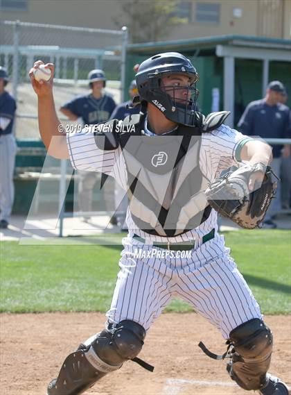 Thumbnail 2 in Elk Grove vs. Helix (69th Annual San Diego Lions Tournament) photogallery.