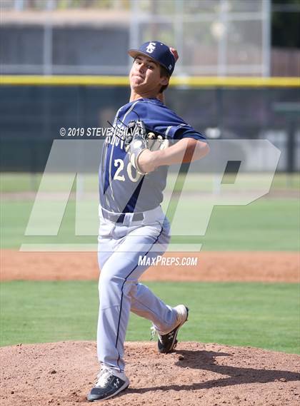 Thumbnail 2 in Elk Grove vs. Helix (69th Annual San Diego Lions Tournament) photogallery.