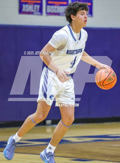 Thumbnail 1 in Cincinnati Country Day vs Tradition Prep (Holiday Classic of the Palm Beaches) photogallery.