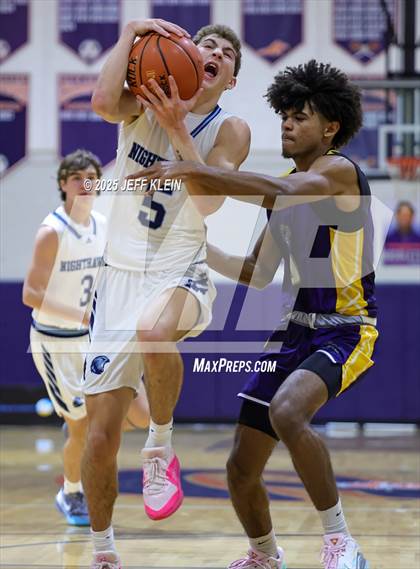 Thumbnail 1 in Cincinnati Country Day vs Tradition Prep (Holiday Classic of the Palm Beaches) photogallery.