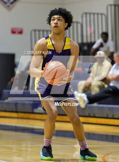 Thumbnail 3 in Cincinnati Country Day vs Tradition Prep (Holiday Classic of the Palm Beaches) photogallery.