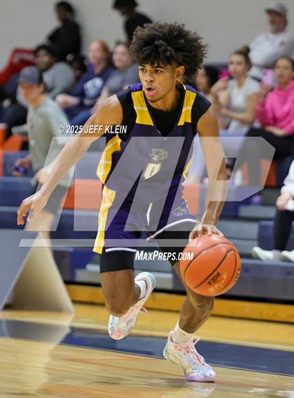 Thumbnail 2 in Cincinnati Country Day vs Tradition Prep (Holiday Classic of the Palm Beaches) photogallery.