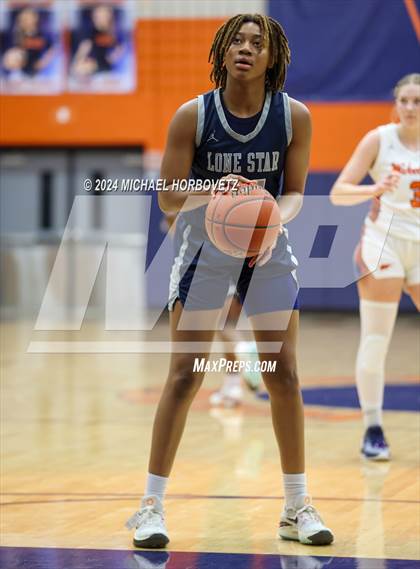 Thumbnail 1 in Lone Star @ Wakeland photogallery.