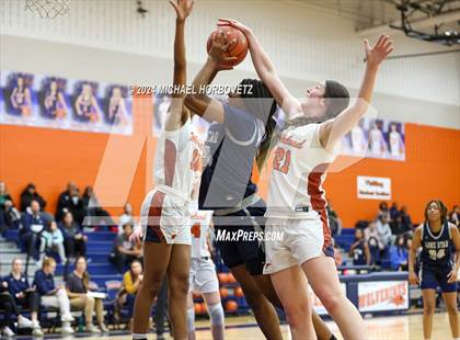 Thumbnail 3 in Lone Star @ Wakeland photogallery.