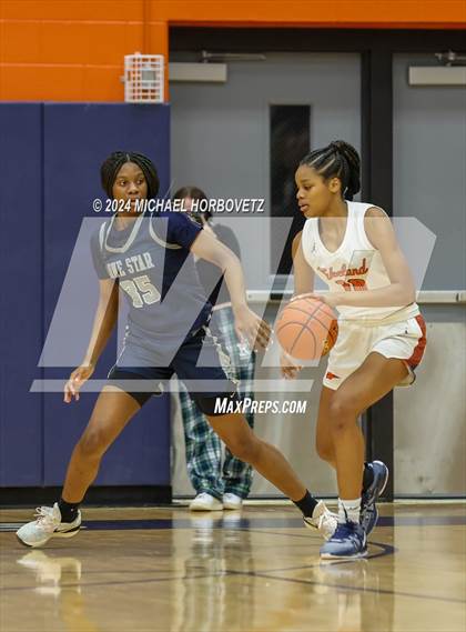 Thumbnail 3 in Lone Star @ Wakeland photogallery.