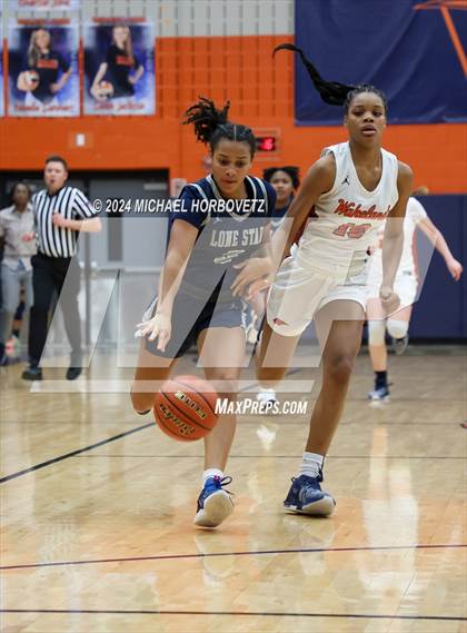 Thumbnail 2 in Lone Star @ Wakeland photogallery.