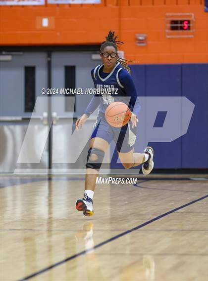 Thumbnail 1 in Lone Star @ Wakeland photogallery.