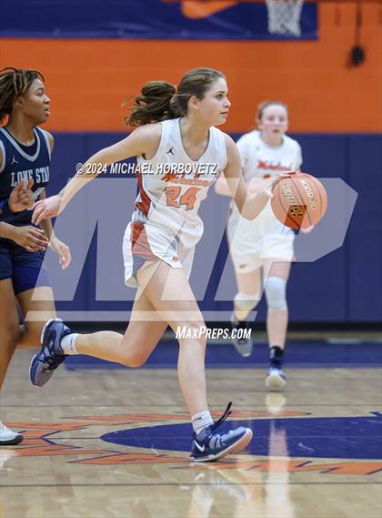 Thumbnail 3 in Lone Star @ Wakeland photogallery.