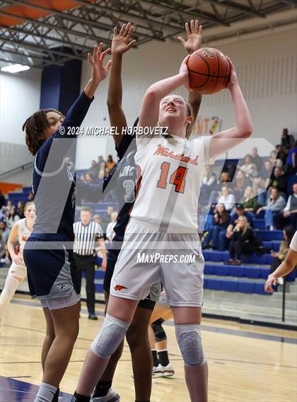 Thumbnail 3 in Lone Star @ Wakeland photogallery.