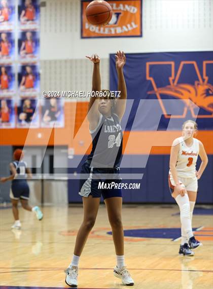 Thumbnail 2 in Lone Star @ Wakeland photogallery.