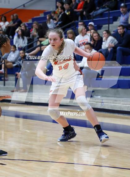 Thumbnail 2 in Lone Star @ Wakeland photogallery.