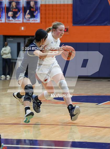 Thumbnail 2 in Lone Star @ Wakeland photogallery.