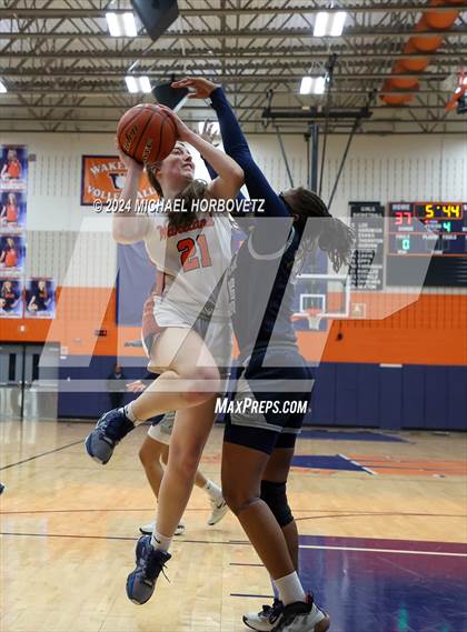 Thumbnail 3 in Lone Star @ Wakeland photogallery.
