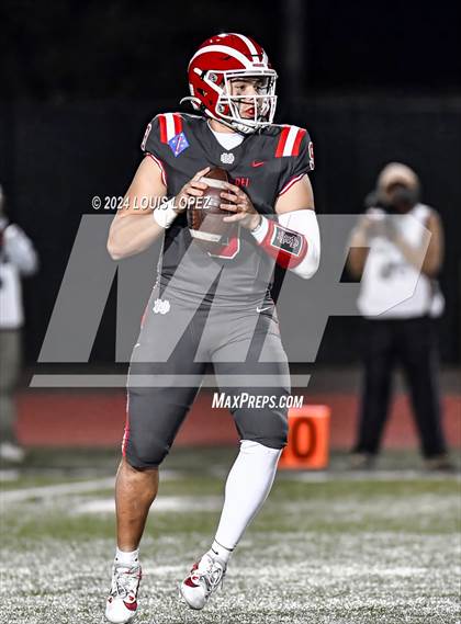 Thumbnail 3 in St. John Bosco vs. Mater Dei (CIF SS DIV 1 Championship) photogallery.