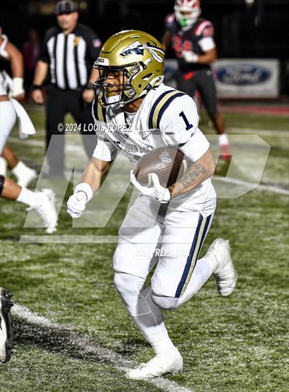Thumbnail 1 in St. John Bosco vs. Mater Dei (CIF SS DIV 1 Championship) photogallery.