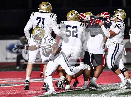 Thumbnail 1 in St. John Bosco vs. Mater Dei (CIF SS DIV 1 Championship) photogallery.
