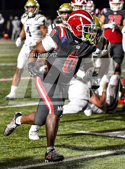 Thumbnail 2 in St. John Bosco vs. Mater Dei (CIF SS DIV 1 Championship) photogallery.