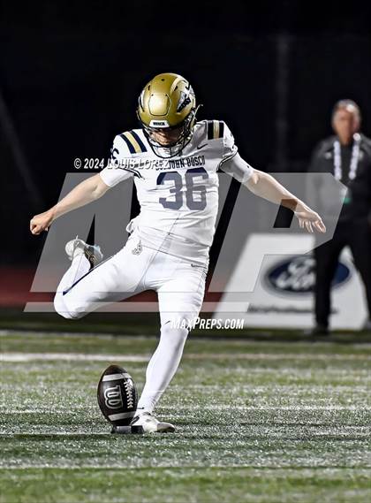 Thumbnail 1 in St. John Bosco vs. Mater Dei (CIF SS DIV 1 Championship) photogallery.
