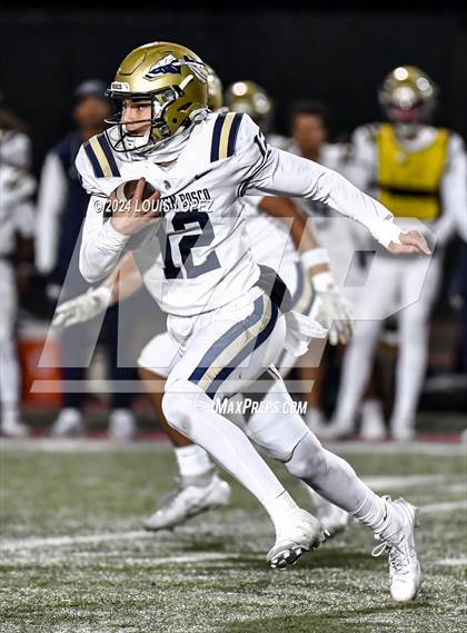 Thumbnail 3 in St. John Bosco vs. Mater Dei (CIF SS DIV 1 Championship) photogallery.