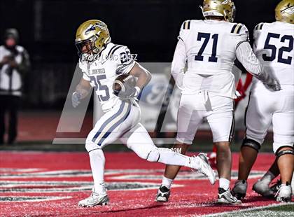 Thumbnail 3 in St. John Bosco vs. Mater Dei (CIF SS DIV 1 Championship) photogallery.