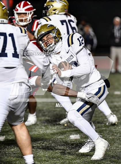 Thumbnail 2 in St. John Bosco vs. Mater Dei (CIF SS DIV 1 Championship) photogallery.