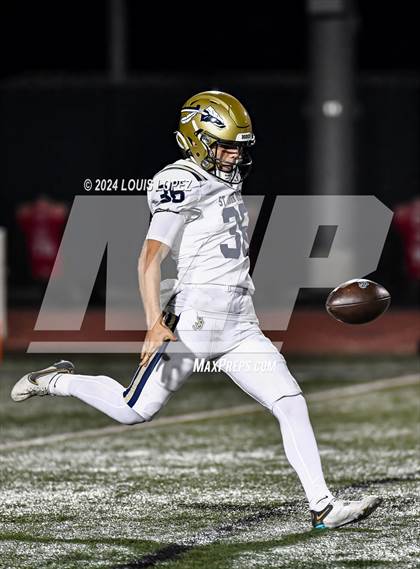 Thumbnail 1 in St. John Bosco vs. Mater Dei (CIF SS DIV 1 Championship) photogallery.