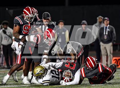 Thumbnail 1 in St. John Bosco vs. Mater Dei (CIF SS DIV 1 Championship) photogallery.
