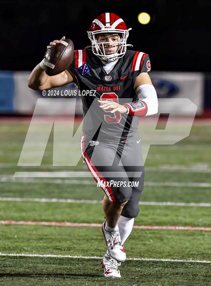 Thumbnail 1 in St. John Bosco vs. Mater Dei (CIF SS DIV 1 Championship) photogallery.