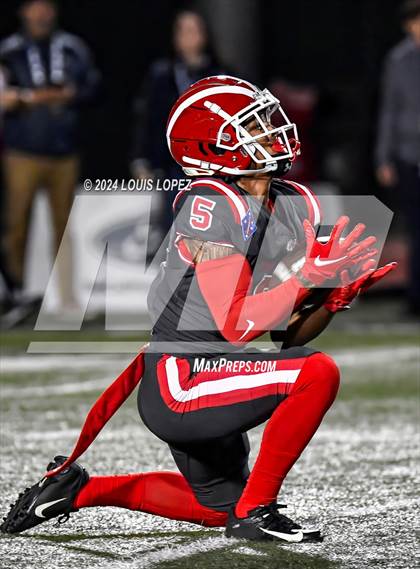 Thumbnail 1 in St. John Bosco vs. Mater Dei (CIF SS DIV 1 Championship) photogallery.