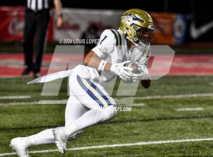 Thumbnail 1 in St. John Bosco vs. Mater Dei (CIF SS DIV 1 Championship) photogallery.