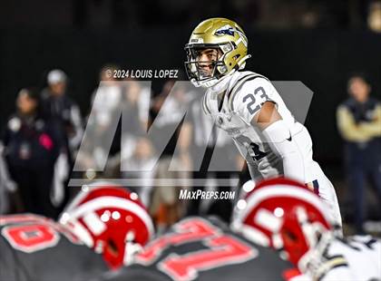 Thumbnail 1 in St. John Bosco vs. Mater Dei (CIF SS DIV 1 Championship) photogallery.