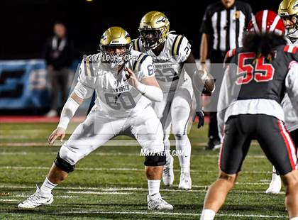 Thumbnail 2 in St. John Bosco vs. Mater Dei (CIF SS DIV 1 Championship) photogallery.