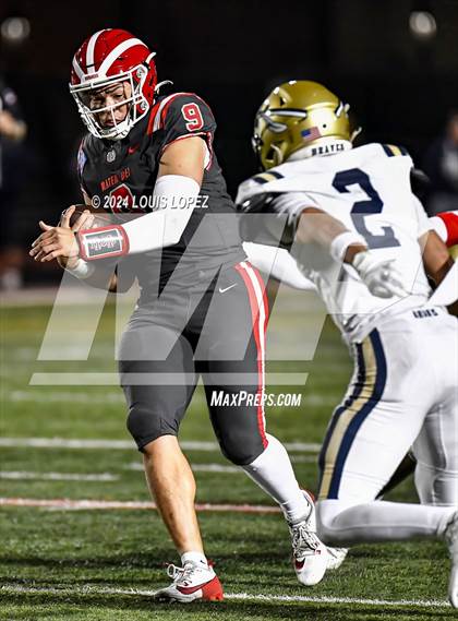 Thumbnail 2 in St. John Bosco vs. Mater Dei (CIF SS DIV 1 Championship) photogallery.