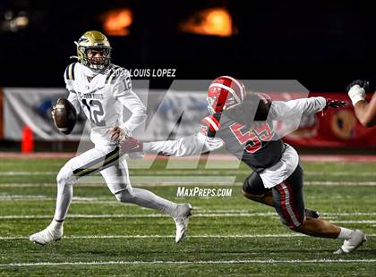 Thumbnail 1 in St. John Bosco vs. Mater Dei (CIF SS DIV 1 Championship) photogallery.