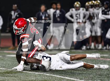 Thumbnail 3 in St. John Bosco vs. Mater Dei (CIF SS DIV 1 Championship) photogallery.