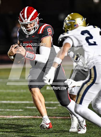 Thumbnail 1 in St. John Bosco vs. Mater Dei (CIF SS DIV 1 Championship) photogallery.